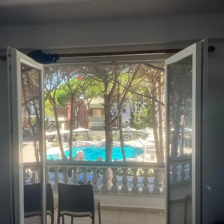 ホテル Reni ゴーレム